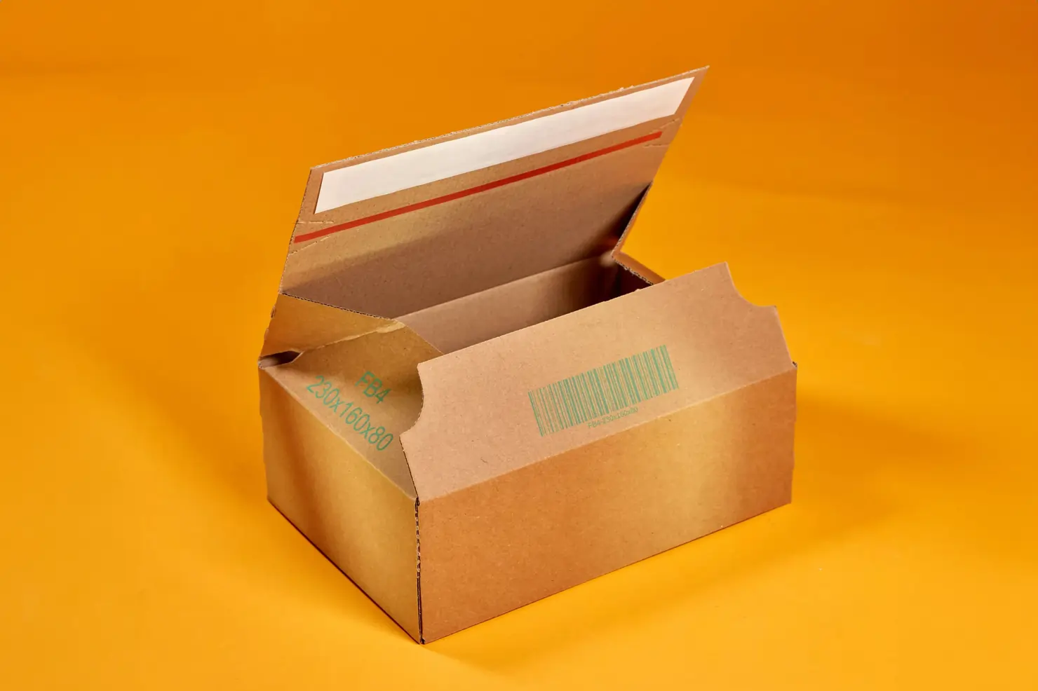 A selfclosing and sealing Autolock box from Verpakgigant on a bright orange background